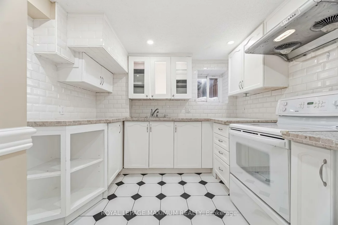 49, Jade, Northgate, Brampton