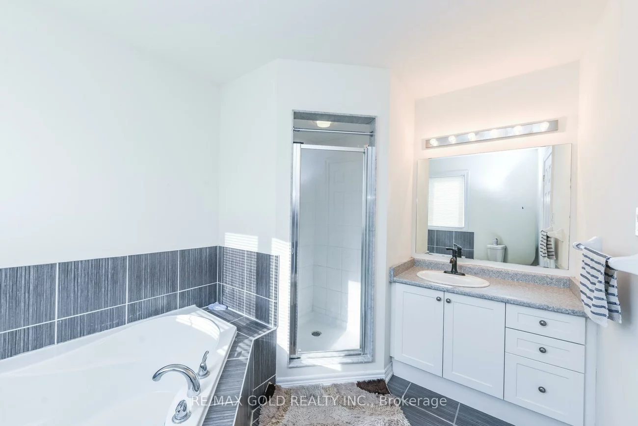 22, Merrickville, Bram West, Brampton