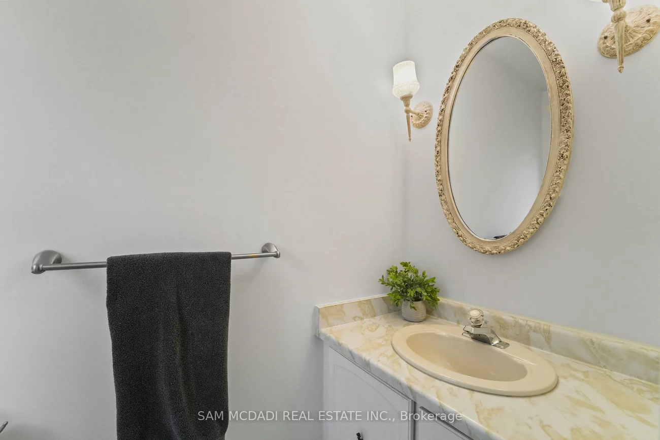 44, Madrid, Central Park, Brampton