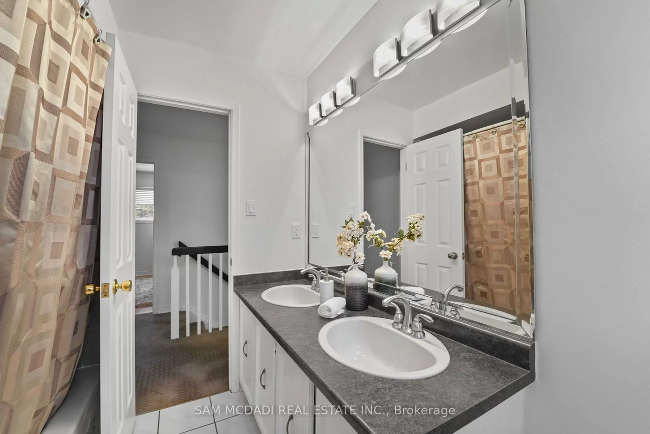 44, Madrid, Central Park, Brampton