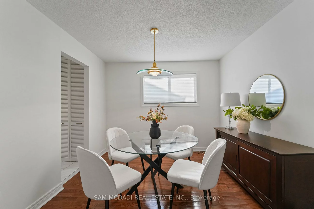 44, Madrid, Central Park, Brampton