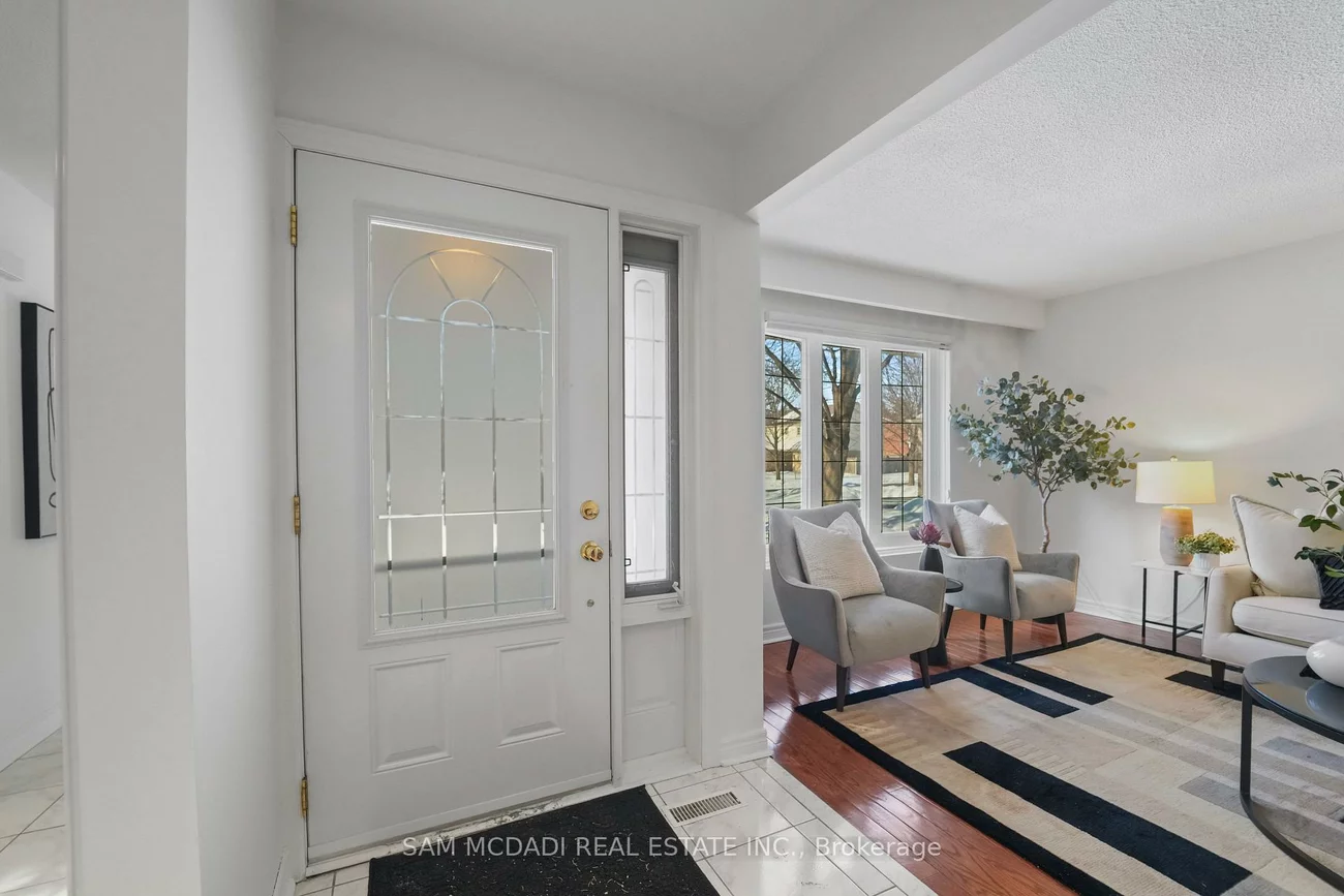 44, Madrid, Central Park, Brampton