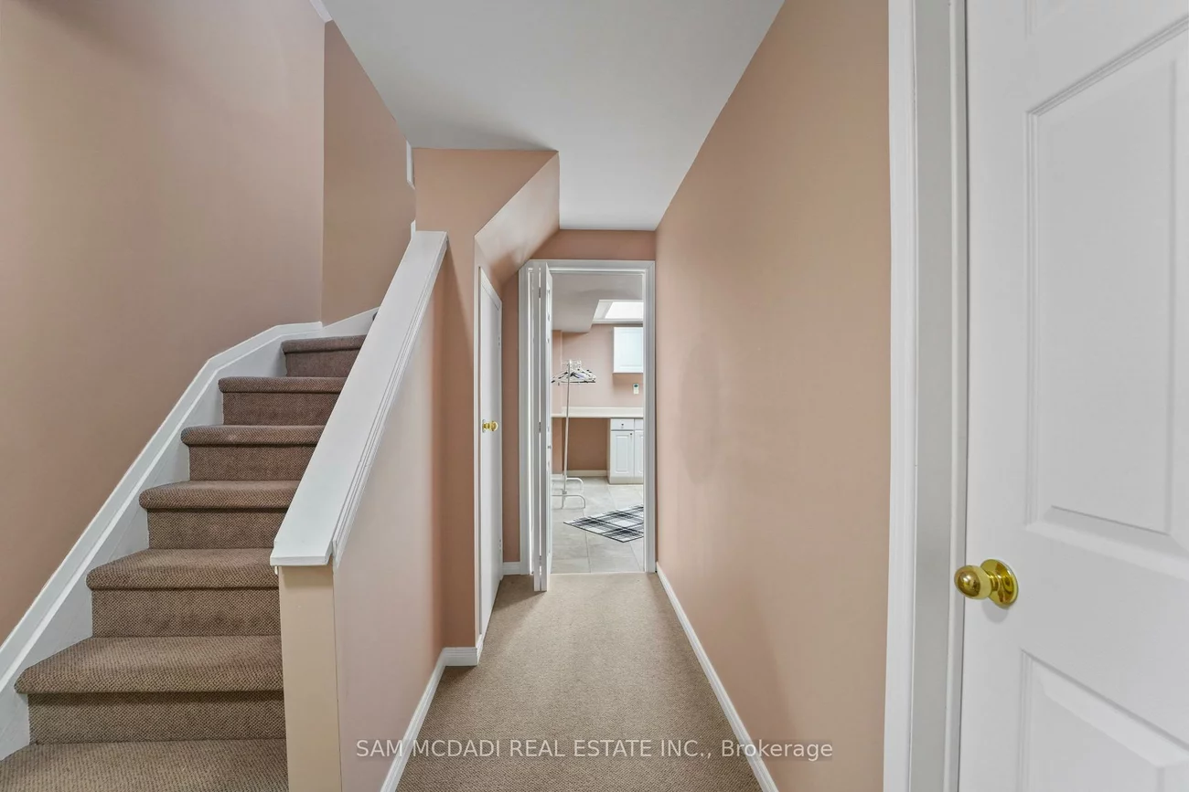 44, Madrid, Central Park, Brampton