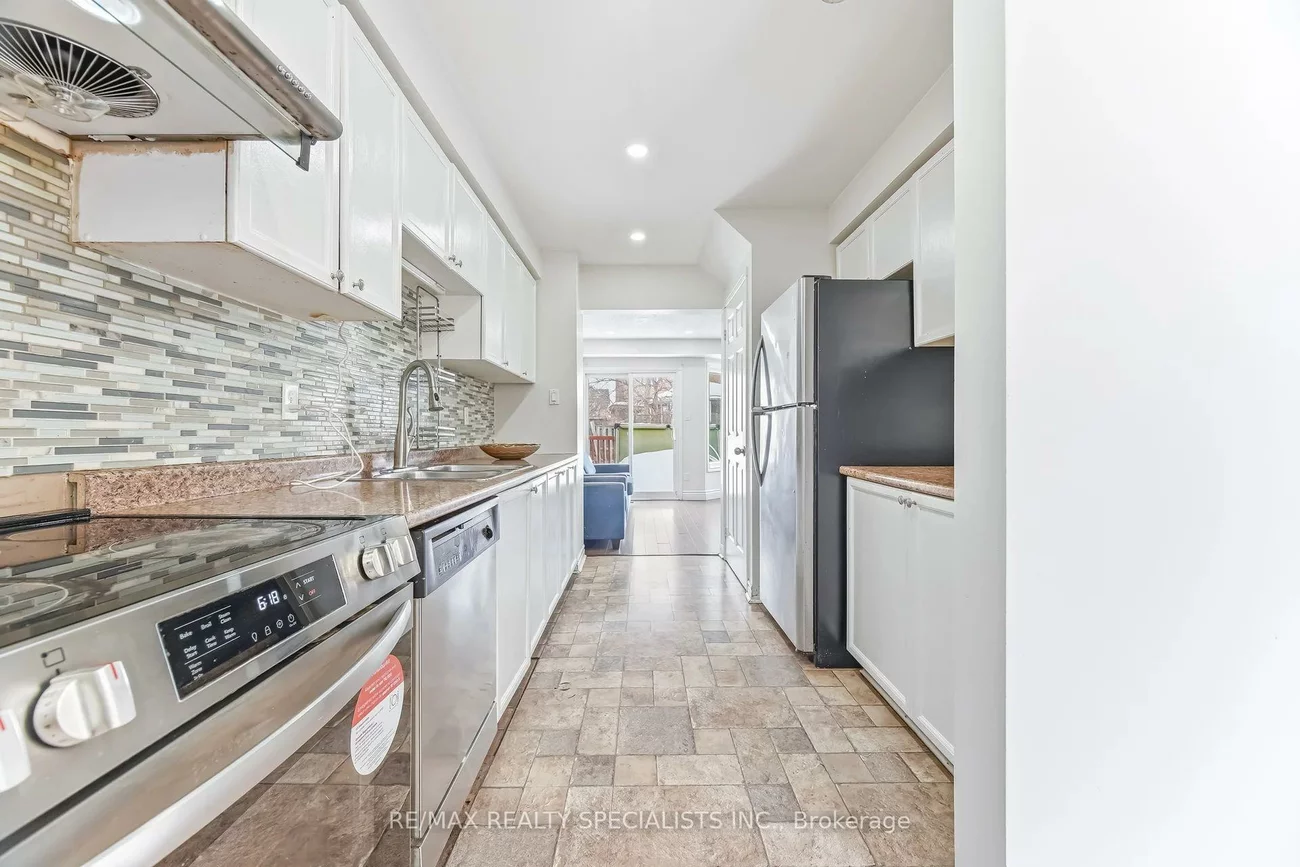 3, Mullis, Fletcher's West, Brampton