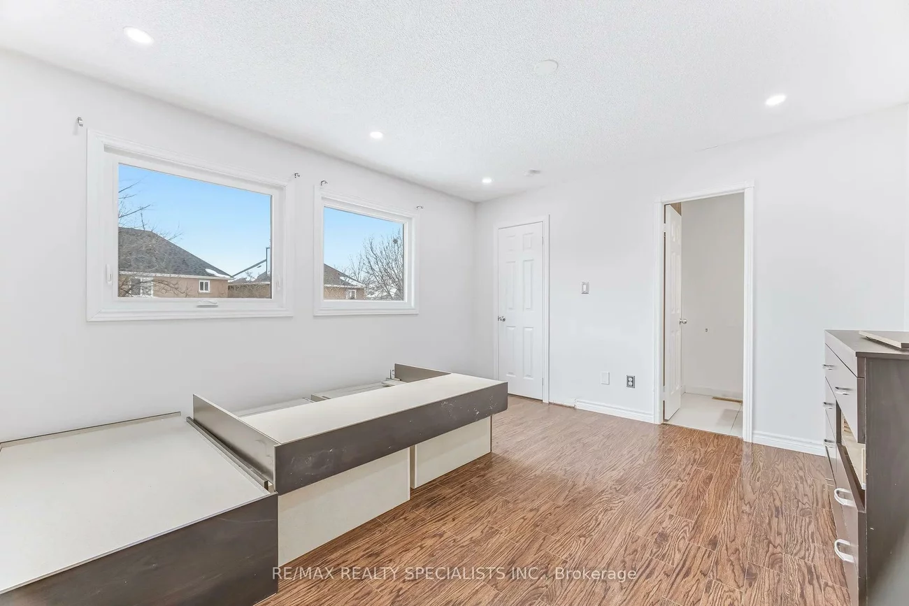 3, Mullis, Fletcher's West, Brampton