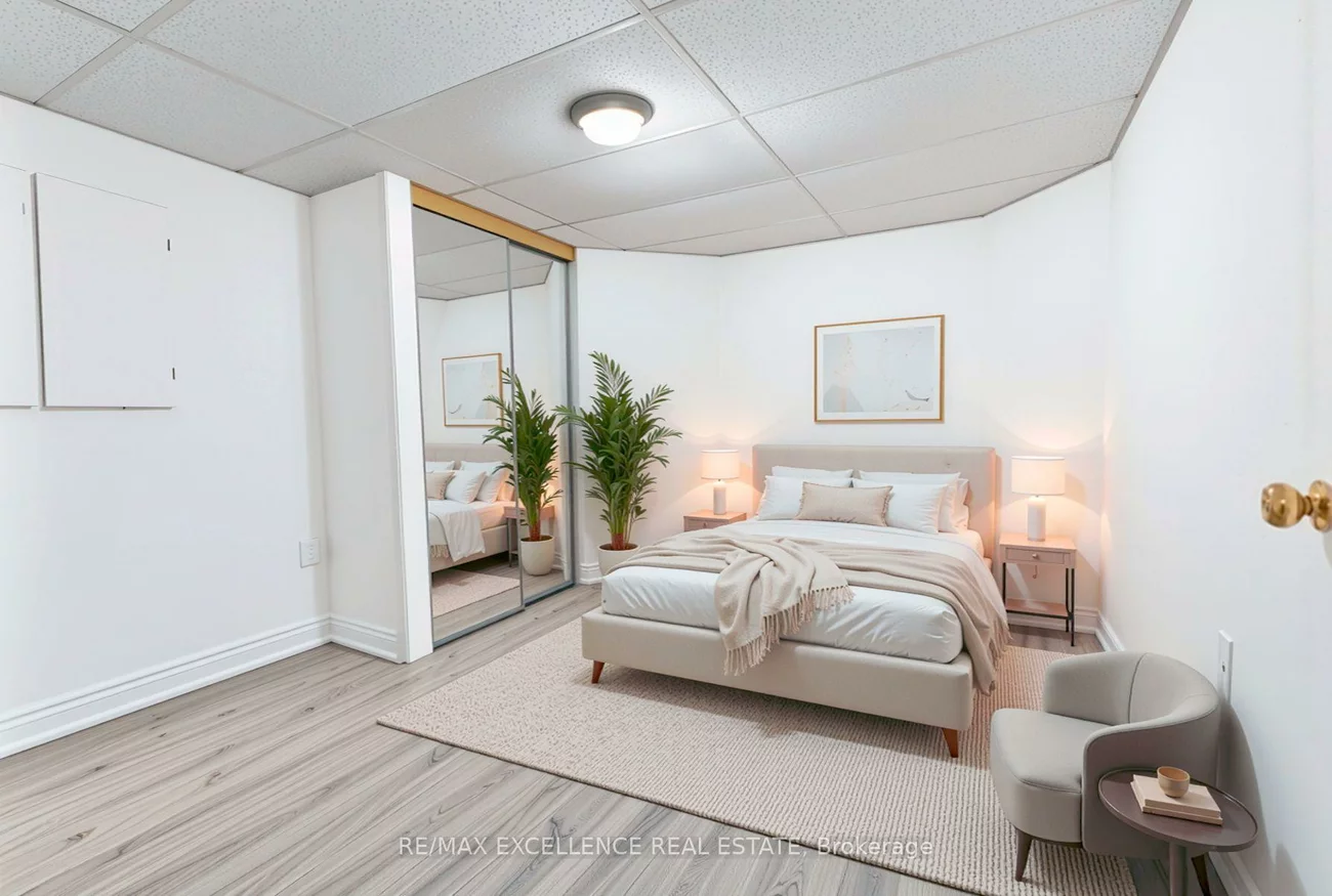 24, Saint Tropez, Fletcher's Creek South, Brampton