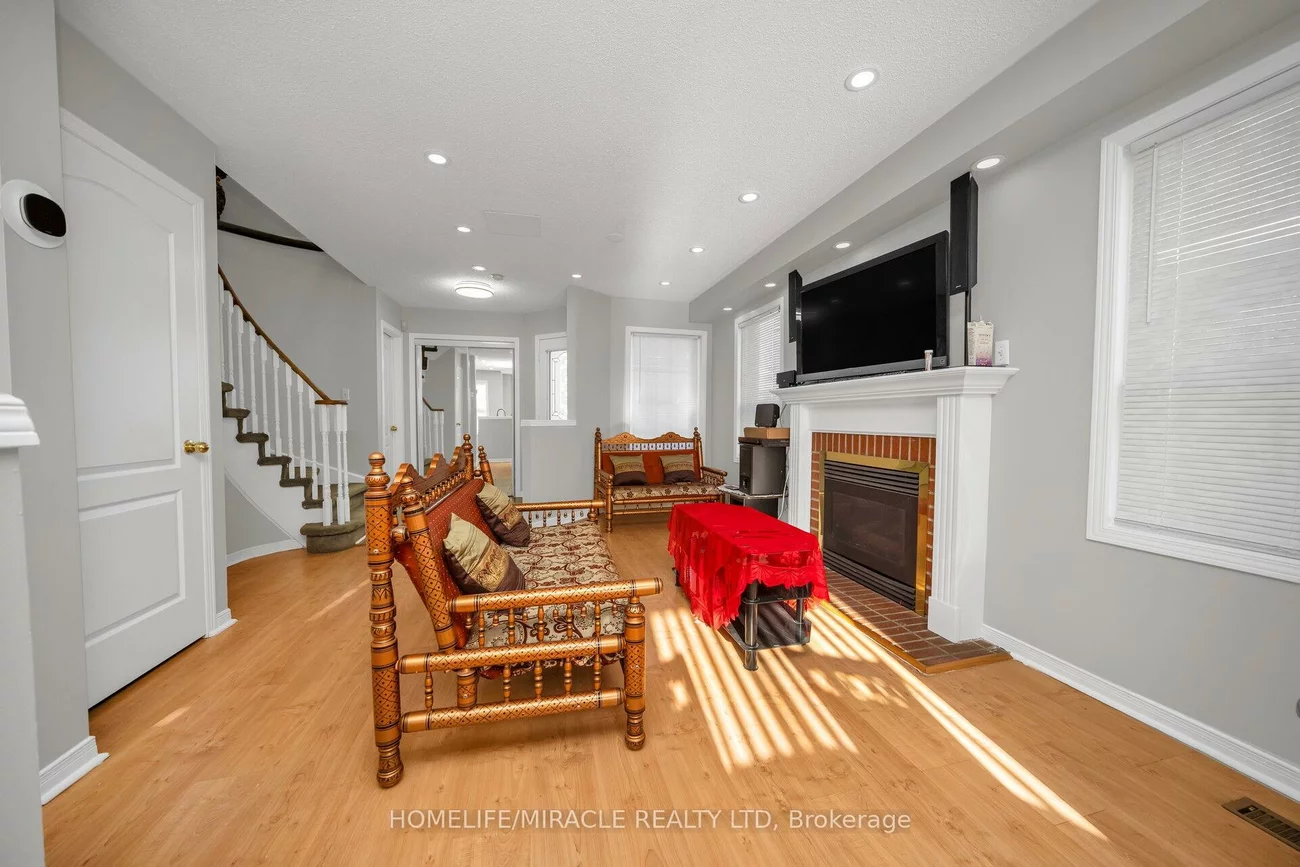 133, Pressed Brick, Brampton North, Brampton