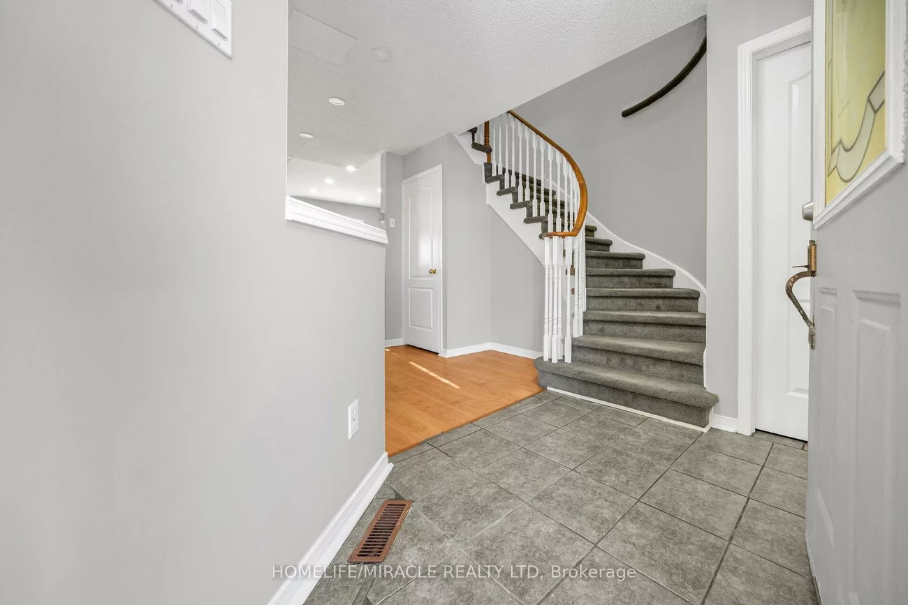 133, Pressed Brick, Brampton North, Brampton