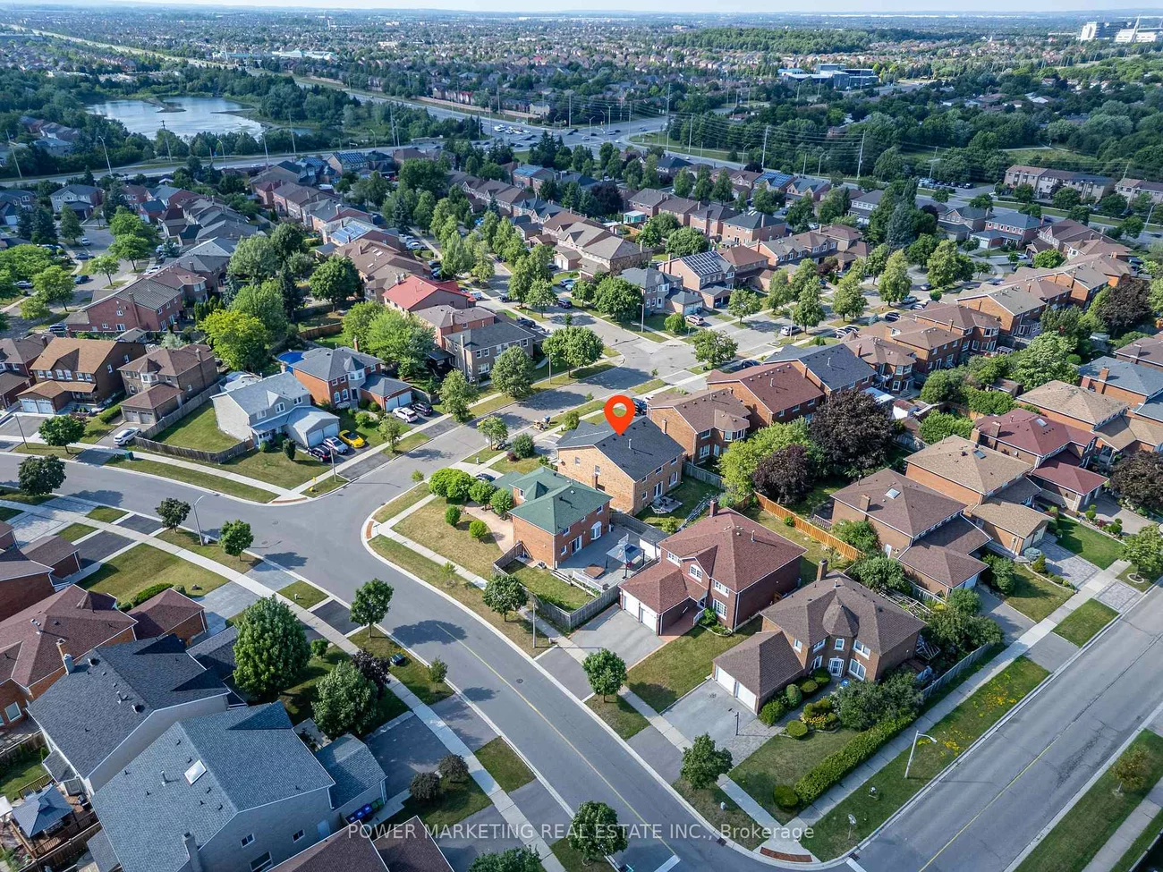 3, Newbury, Westgate, Brampton