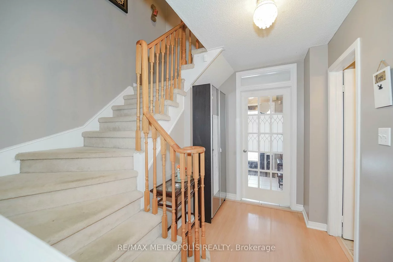 30, Todmorden, Northwest Sandalwood Parkway, Brampton