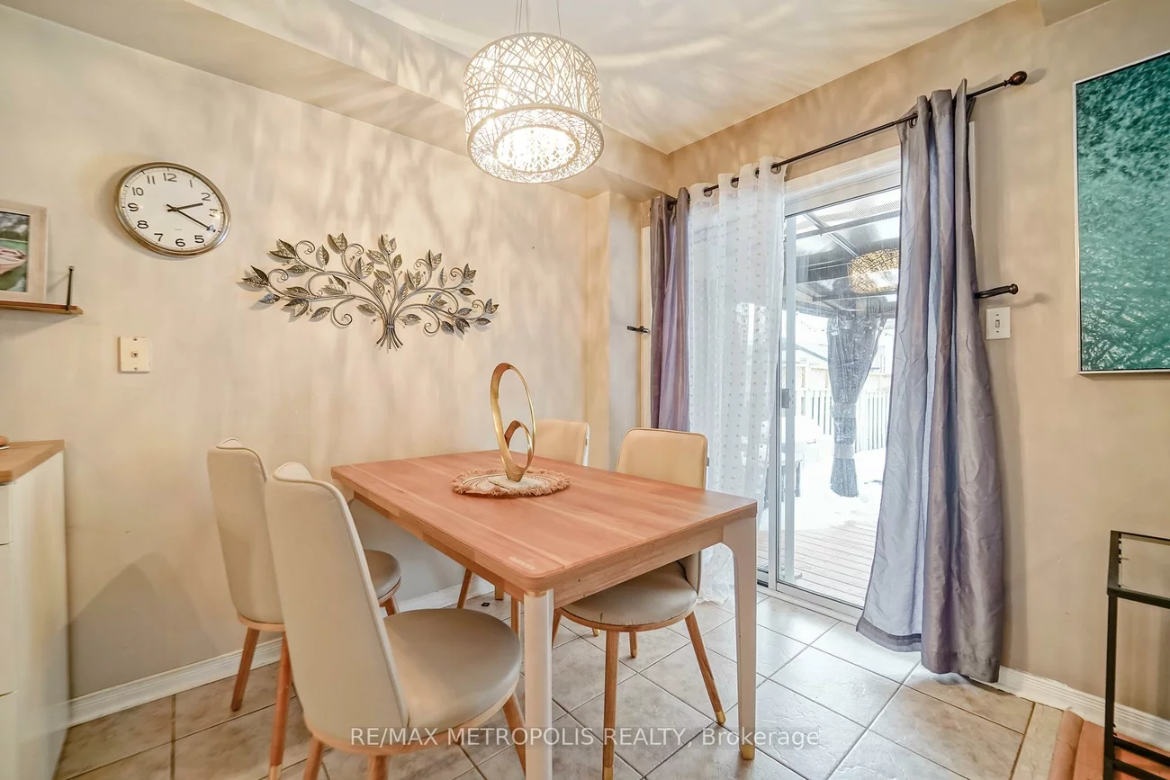 30, Todmorden, Northwest Sandalwood Parkway, Brampton