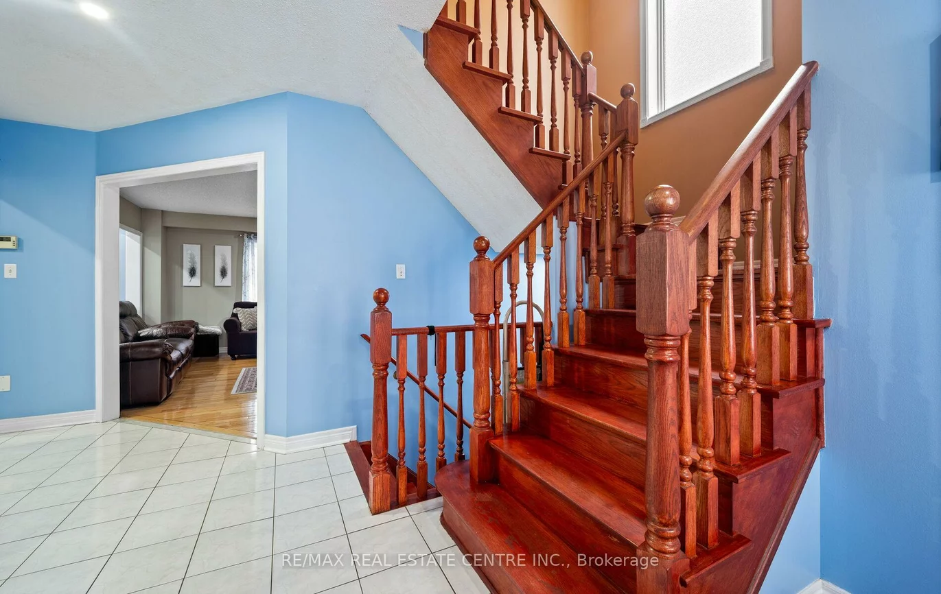 4, Sugarpine, Sandringham-Wellington, Brampton