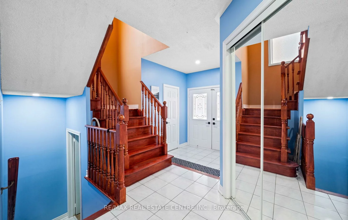 4, Sugarpine, Sandringham-Wellington, Brampton