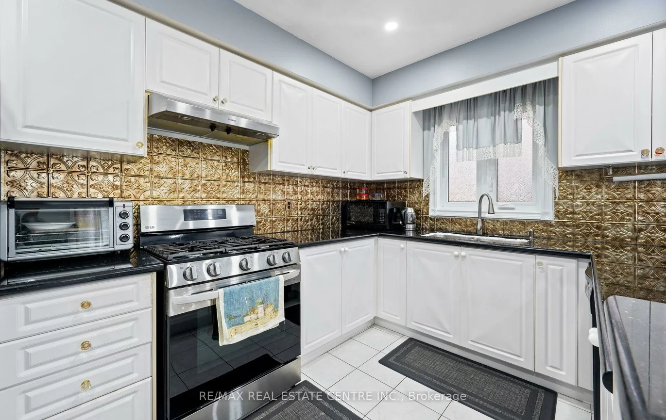 4, Sugarpine, Sandringham-Wellington, Brampton