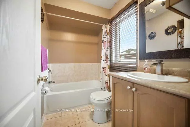 104, Begonia, Northwest Sandalwood Parkway, Brampton