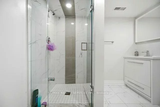 104, Begonia, Northwest Sandalwood Parkway, Brampton