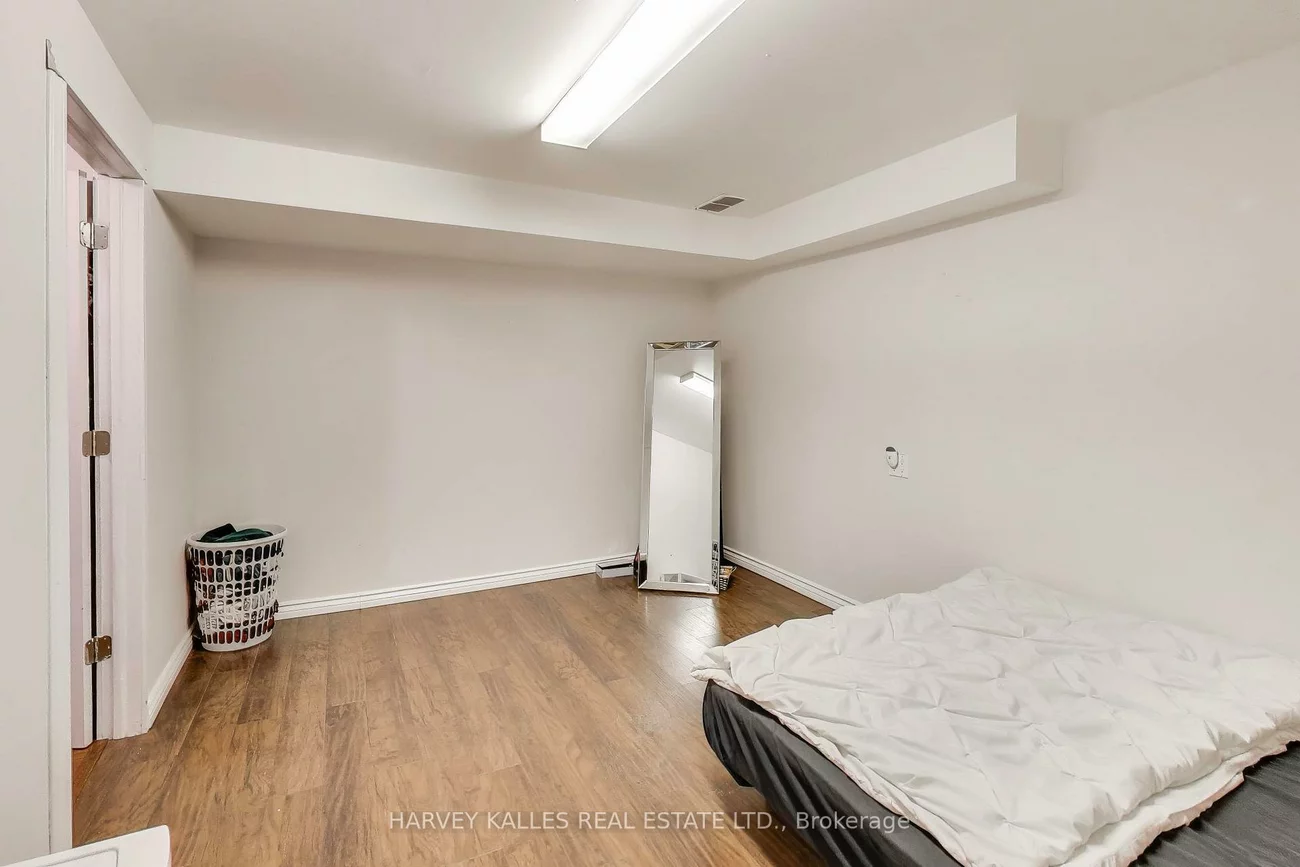 29, Ness, Bram West, Brampton