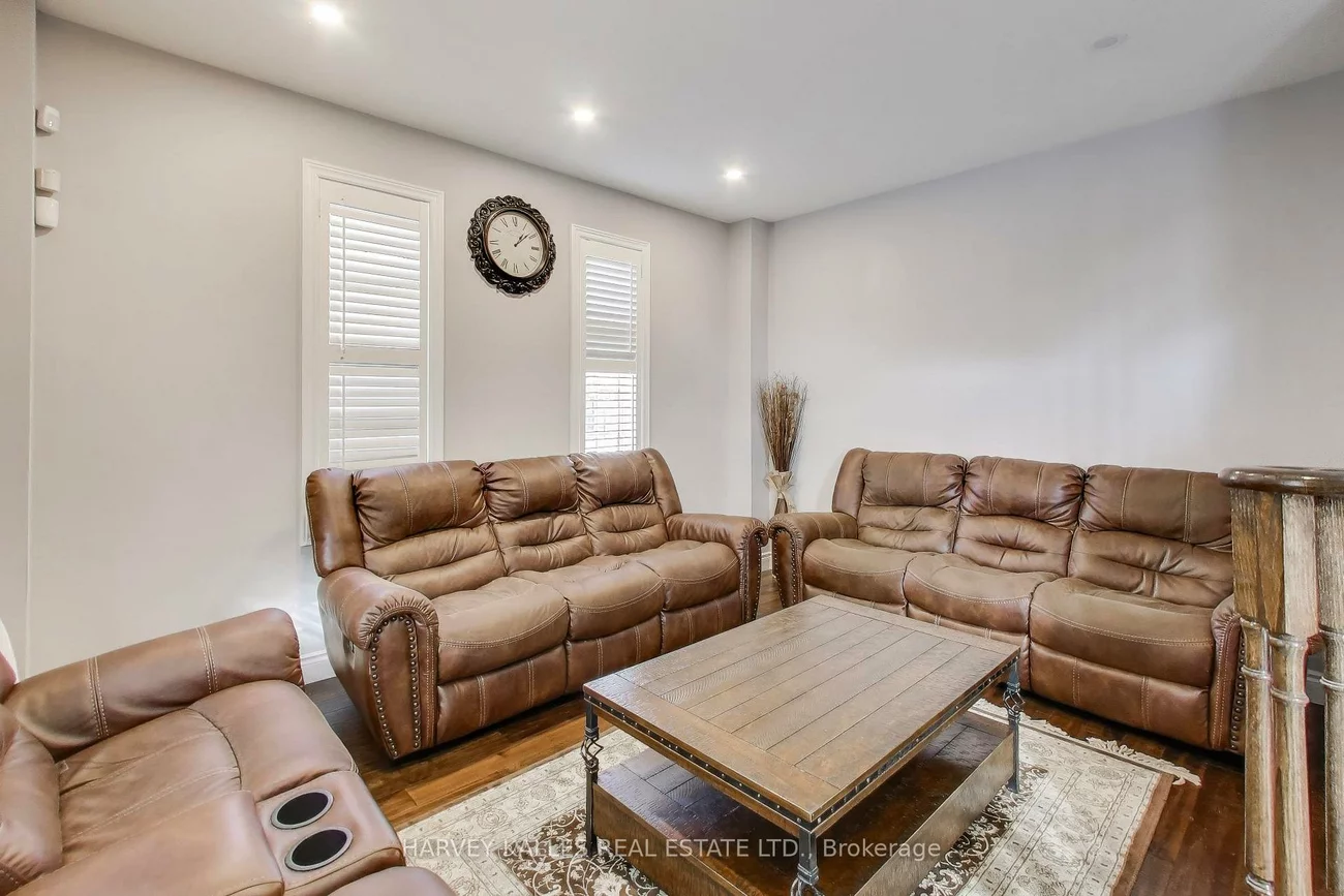 29, Ness, Bram West, Brampton