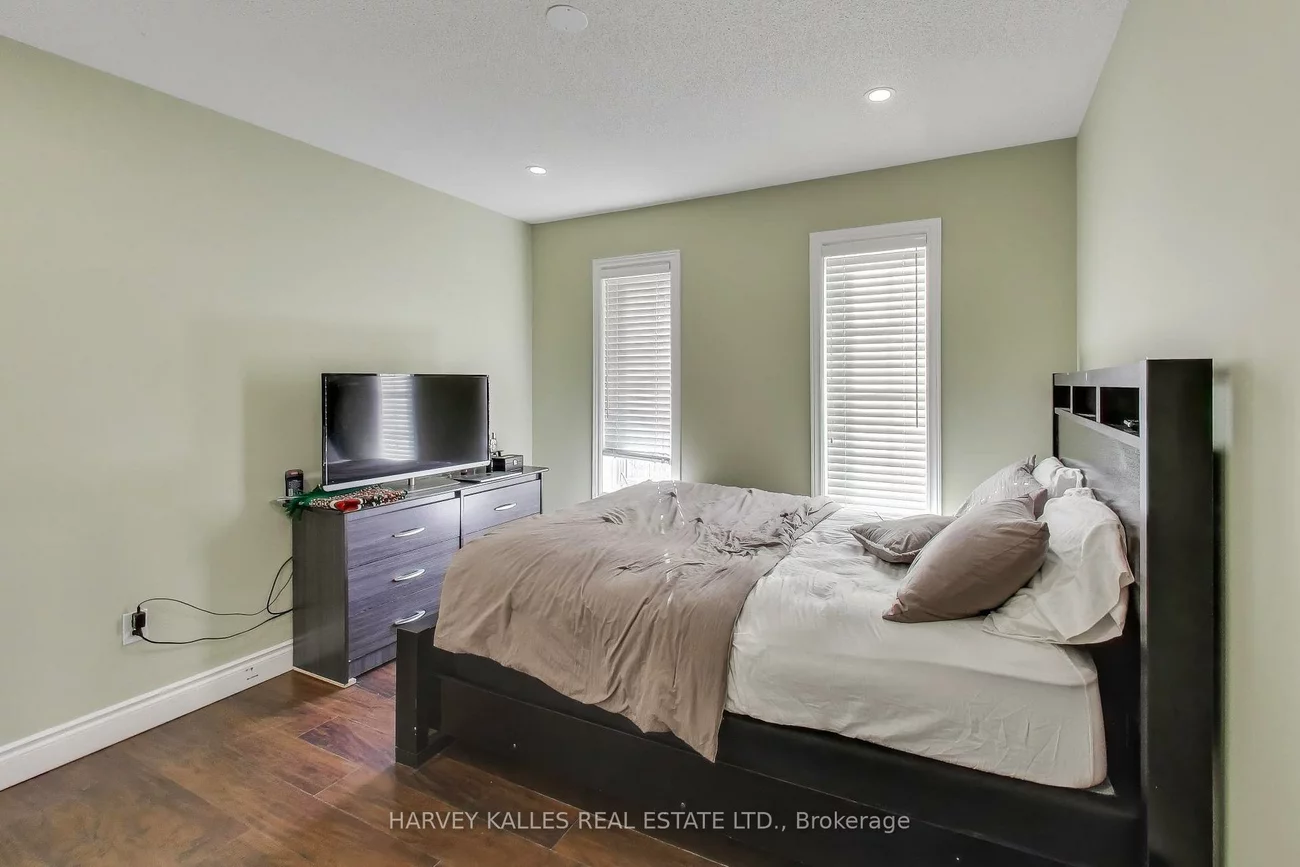 29, Ness, Bram West, Brampton