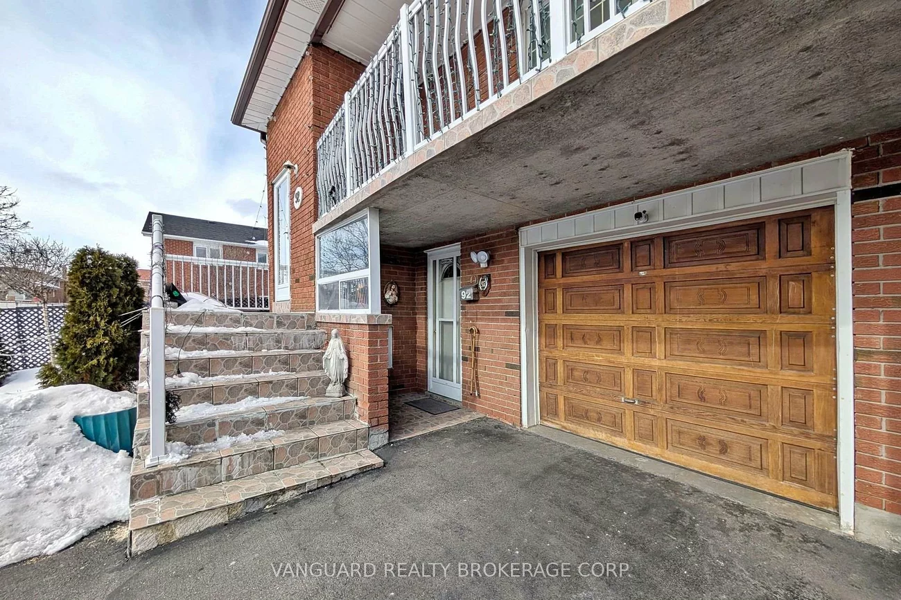 92, Skelton, Brampton North, Brampton