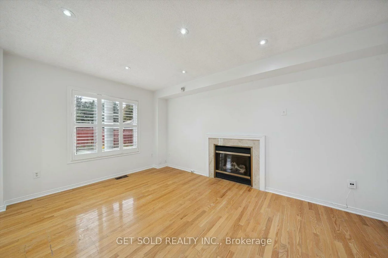 36, Field Thistle, Sandringham-Wellington, Brampton