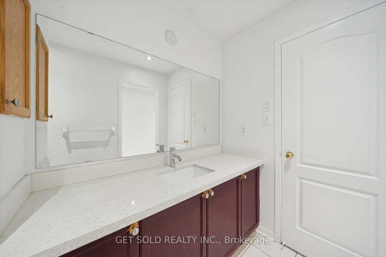 36, Field Thistle, Sandringham-Wellington, Brampton