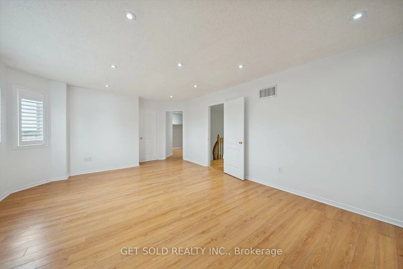 36, Field Thistle, Sandringham-Wellington, Brampton