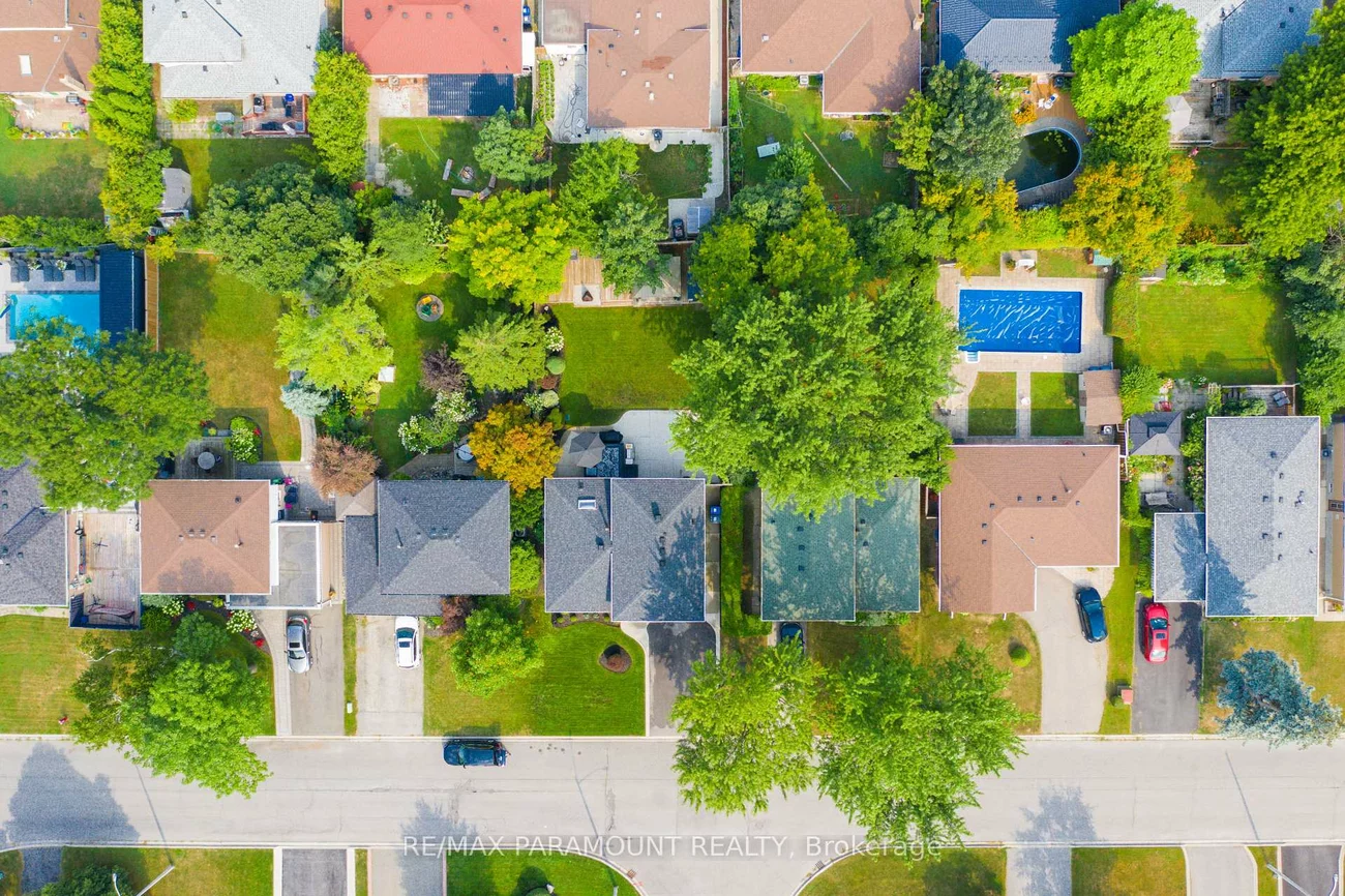 10, Farmington, Brampton East, Brampton