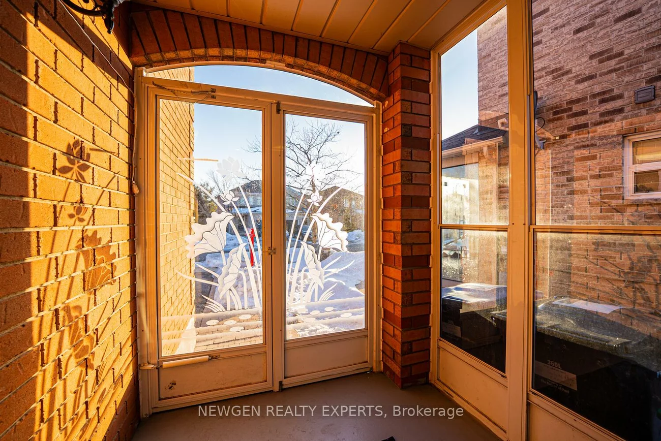 23, Whiteface, Fletcher's Meadow, Brampton