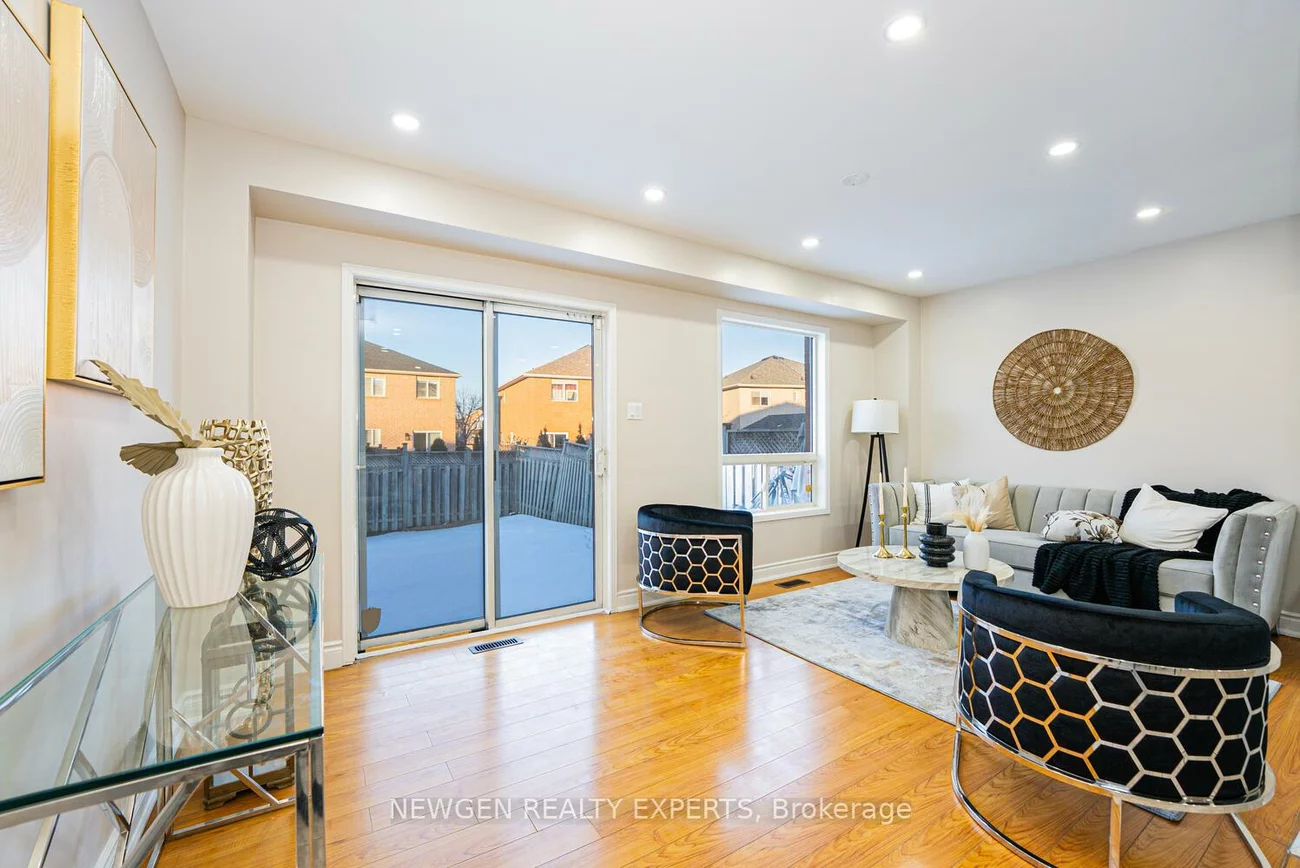 23, Whiteface, Fletcher's Meadow, Brampton