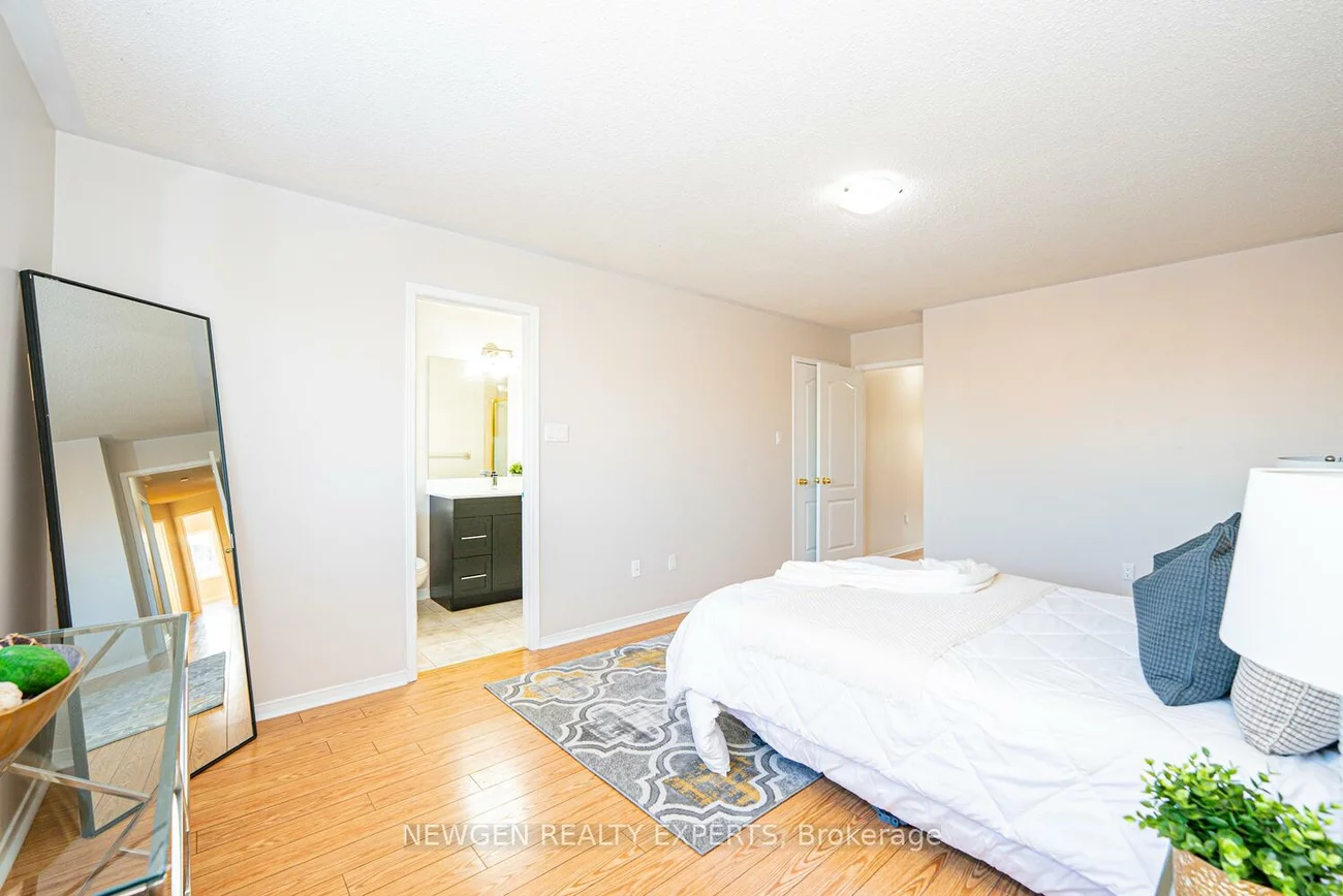 23, Whiteface, Fletcher's Meadow, Brampton