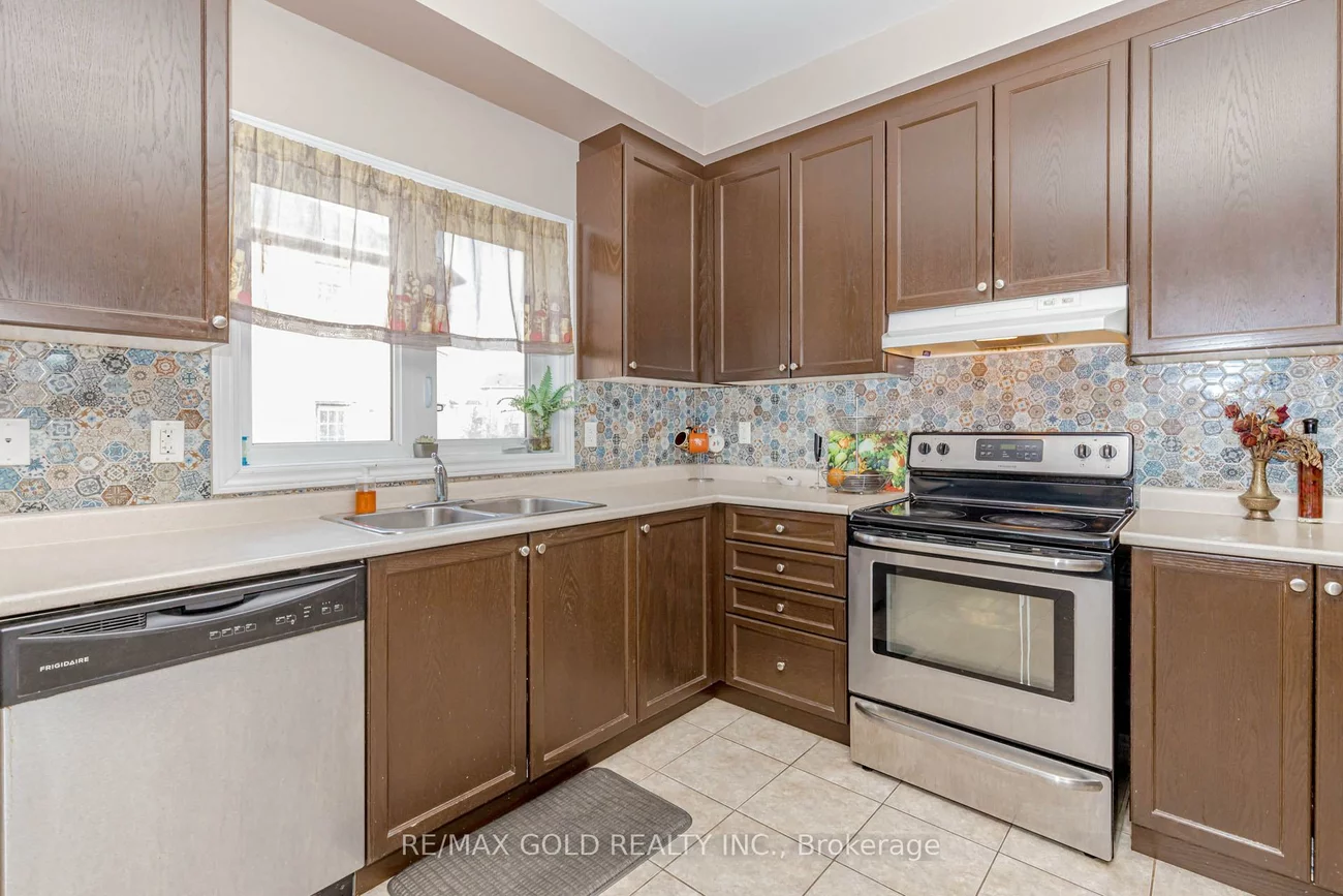 6, October, Bram West, Brampton