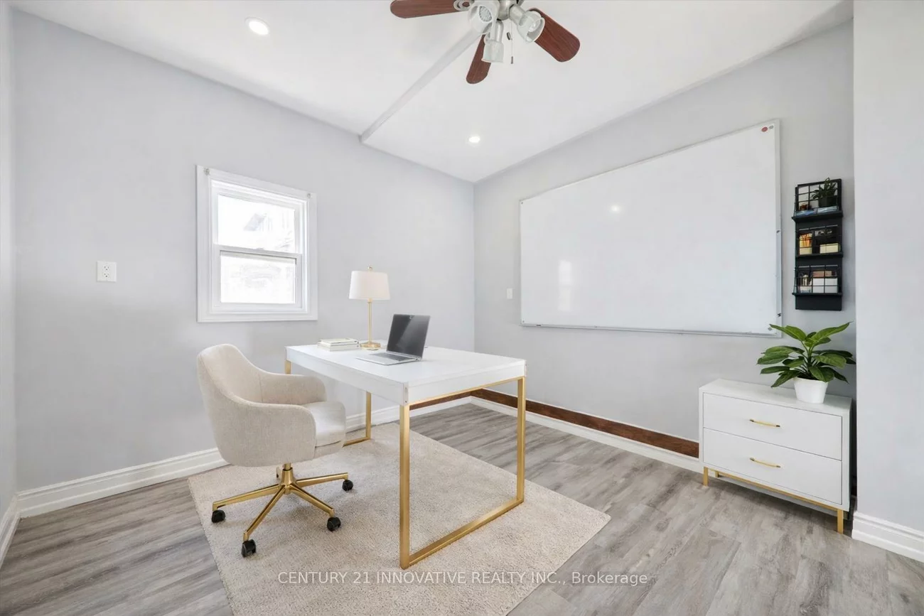 23, Northgate, Westgate, Brampton