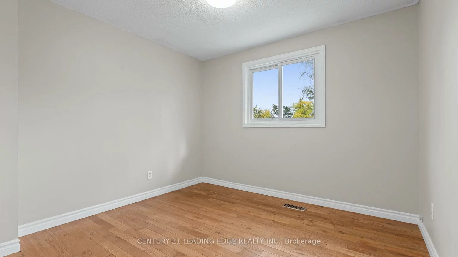 42, Tanager, Heart Lake West, Brampton