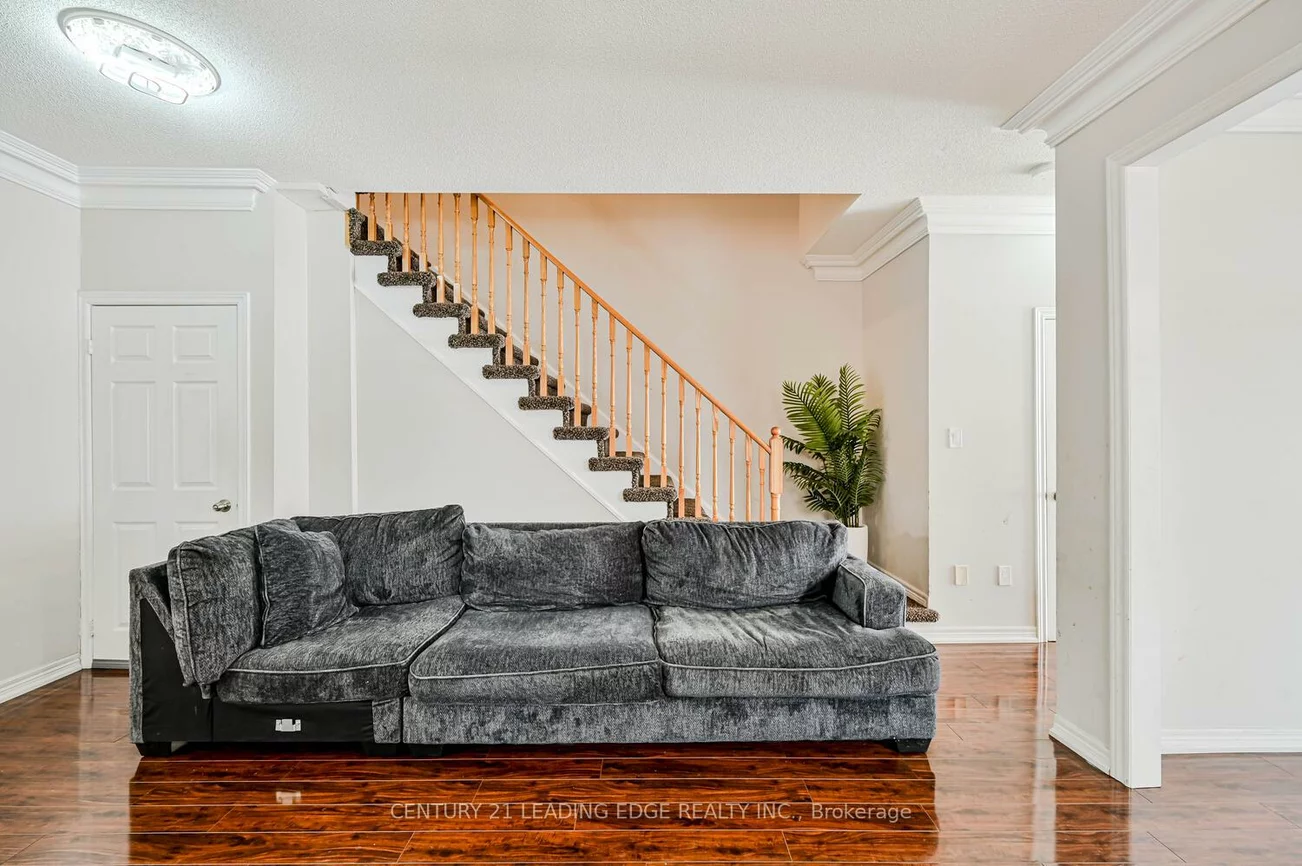 44, Deepcoral, Madoc, Brampton