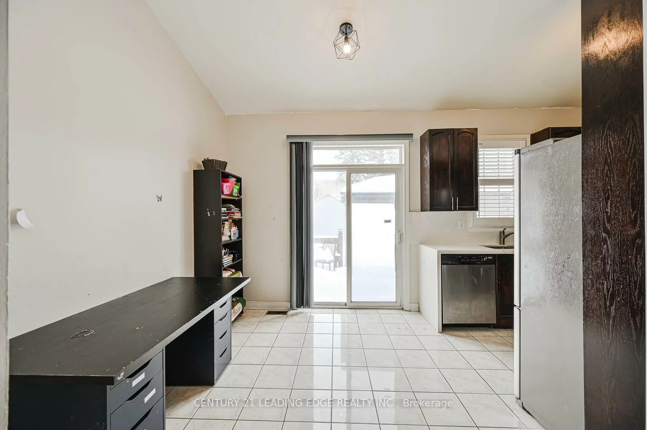 44, Deepcoral, Madoc, Brampton