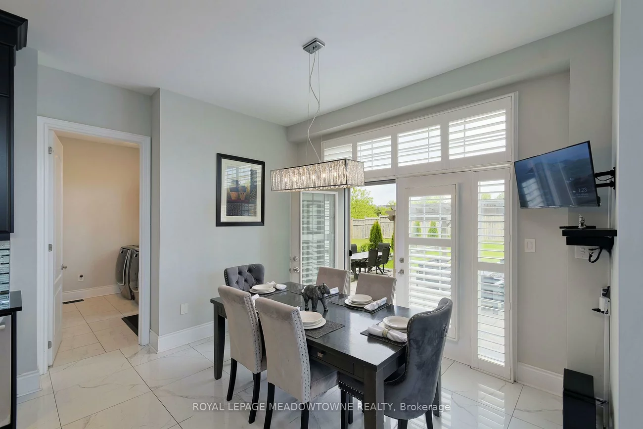 1, Royal West, Credit Valley, Brampton