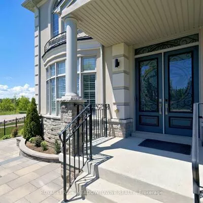 1, Royal West, Credit Valley, Brampton