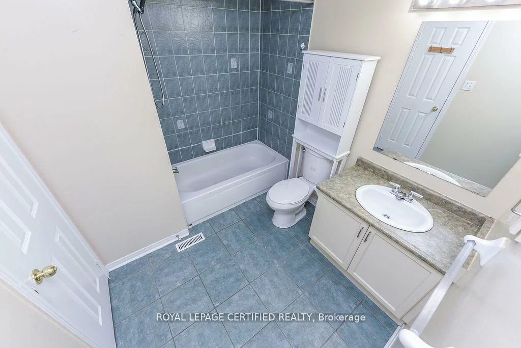 15, Tinsmith, Northwest Sandalwood Parkway, Brampton