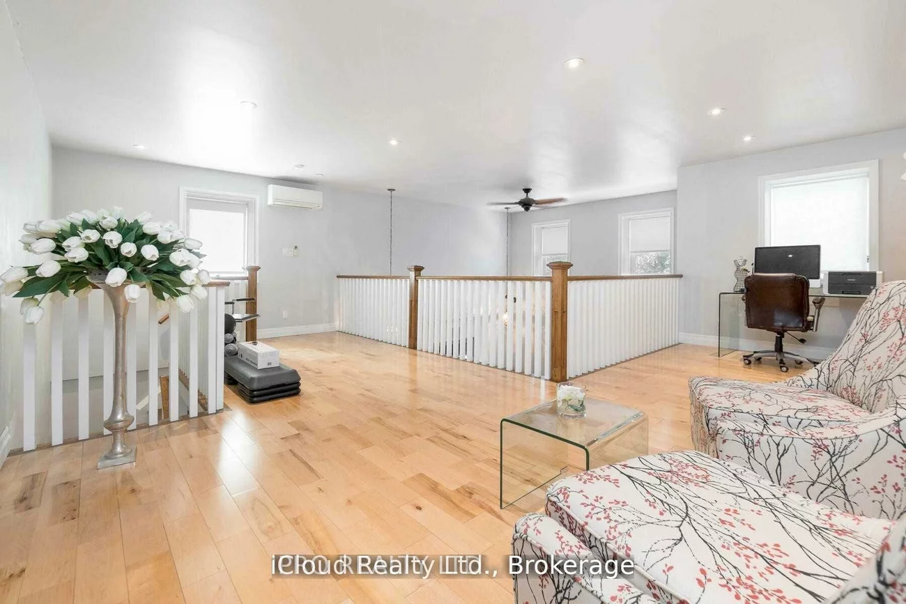 18, Sunset, Brampton West, Brampton