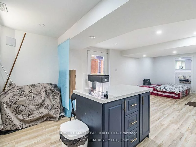 144, Bloomsbury, Vales of Castlemore, Brampton