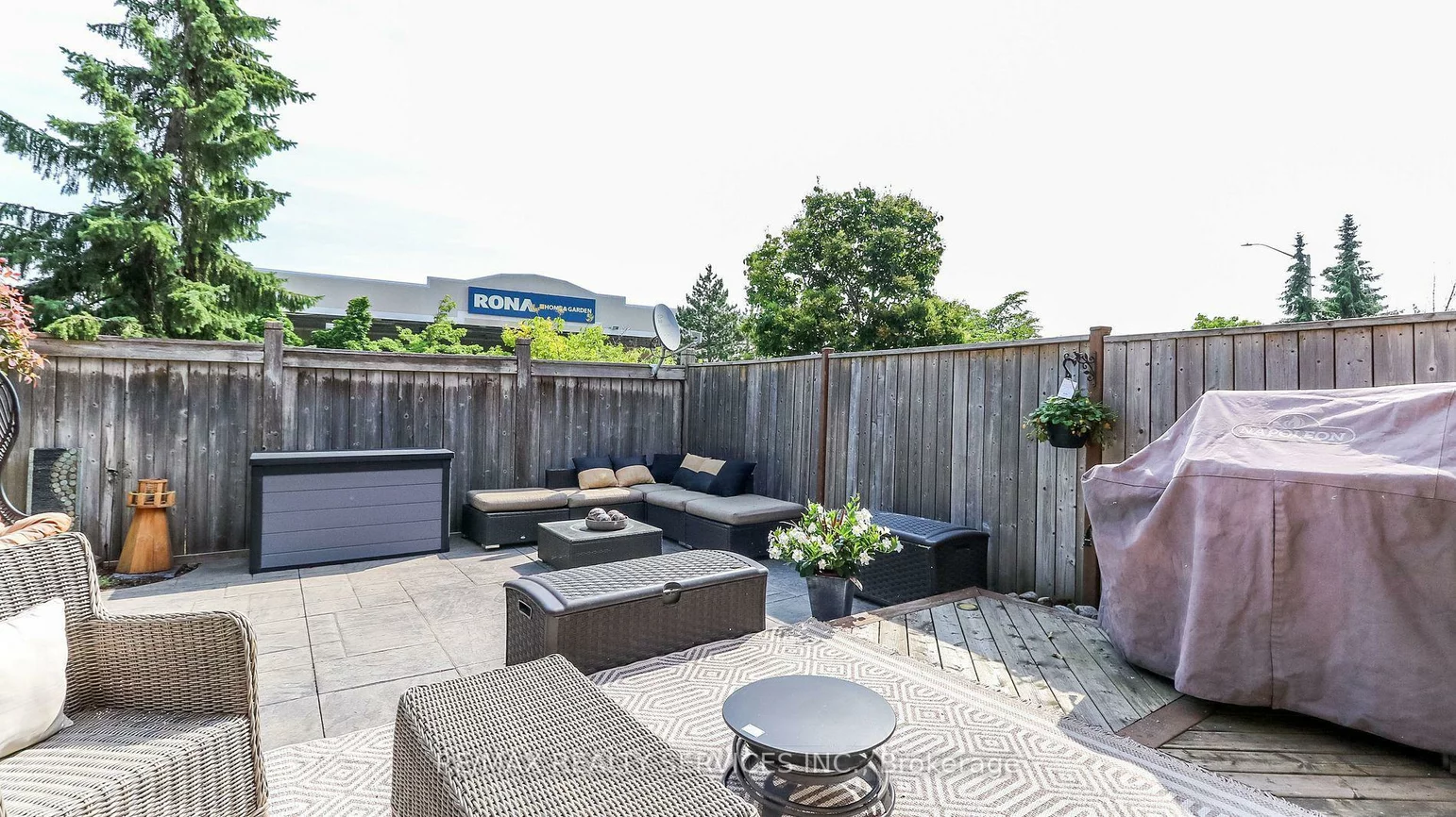 20, Manett, Brampton West, Brampton