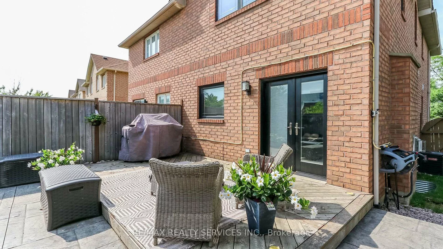 20, Manett, Brampton West, Brampton