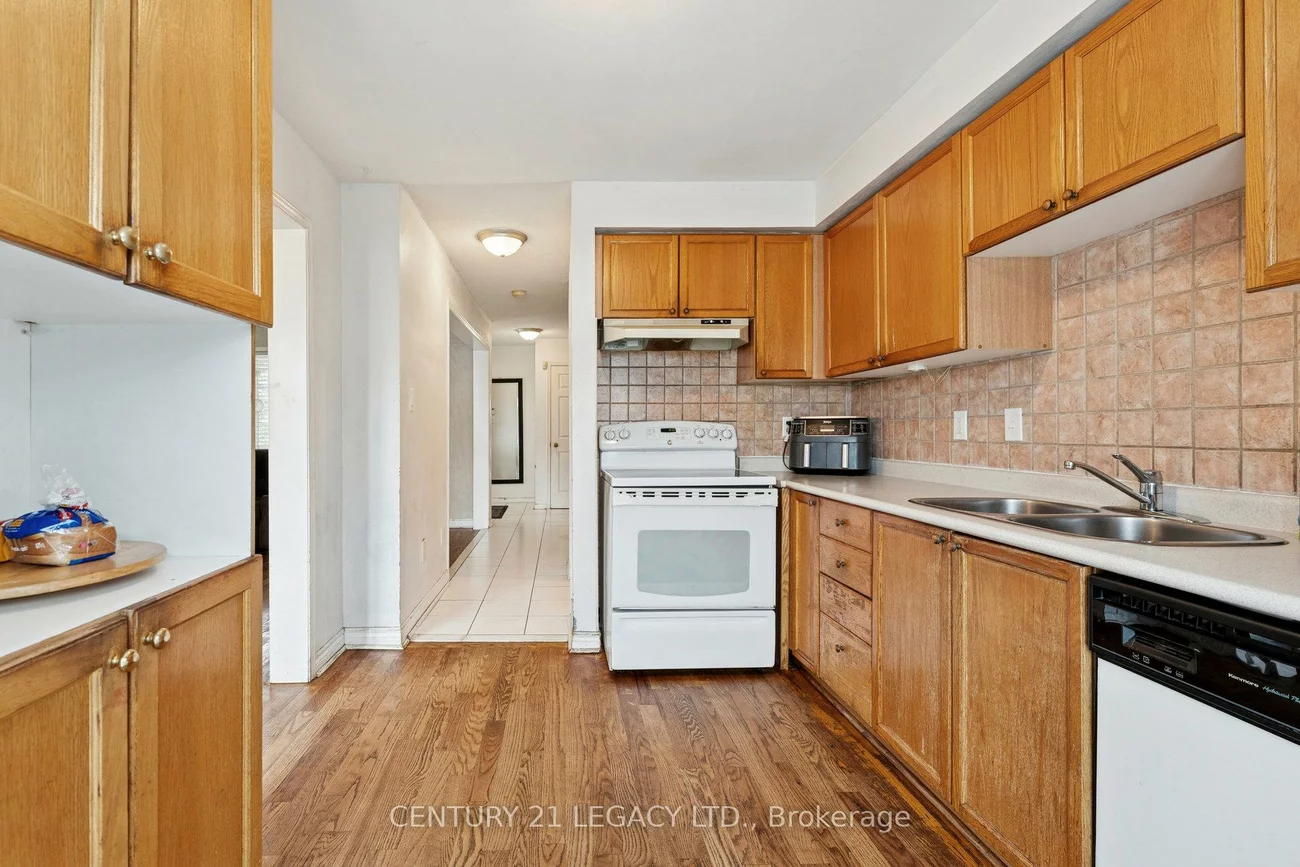 71, Townley, Heart Lake West, Brampton