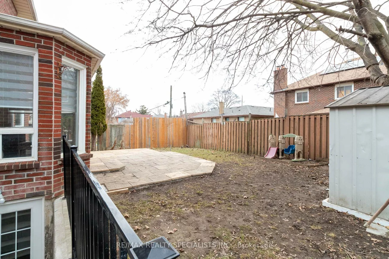 21, Bristol, Northwood Park, Brampton