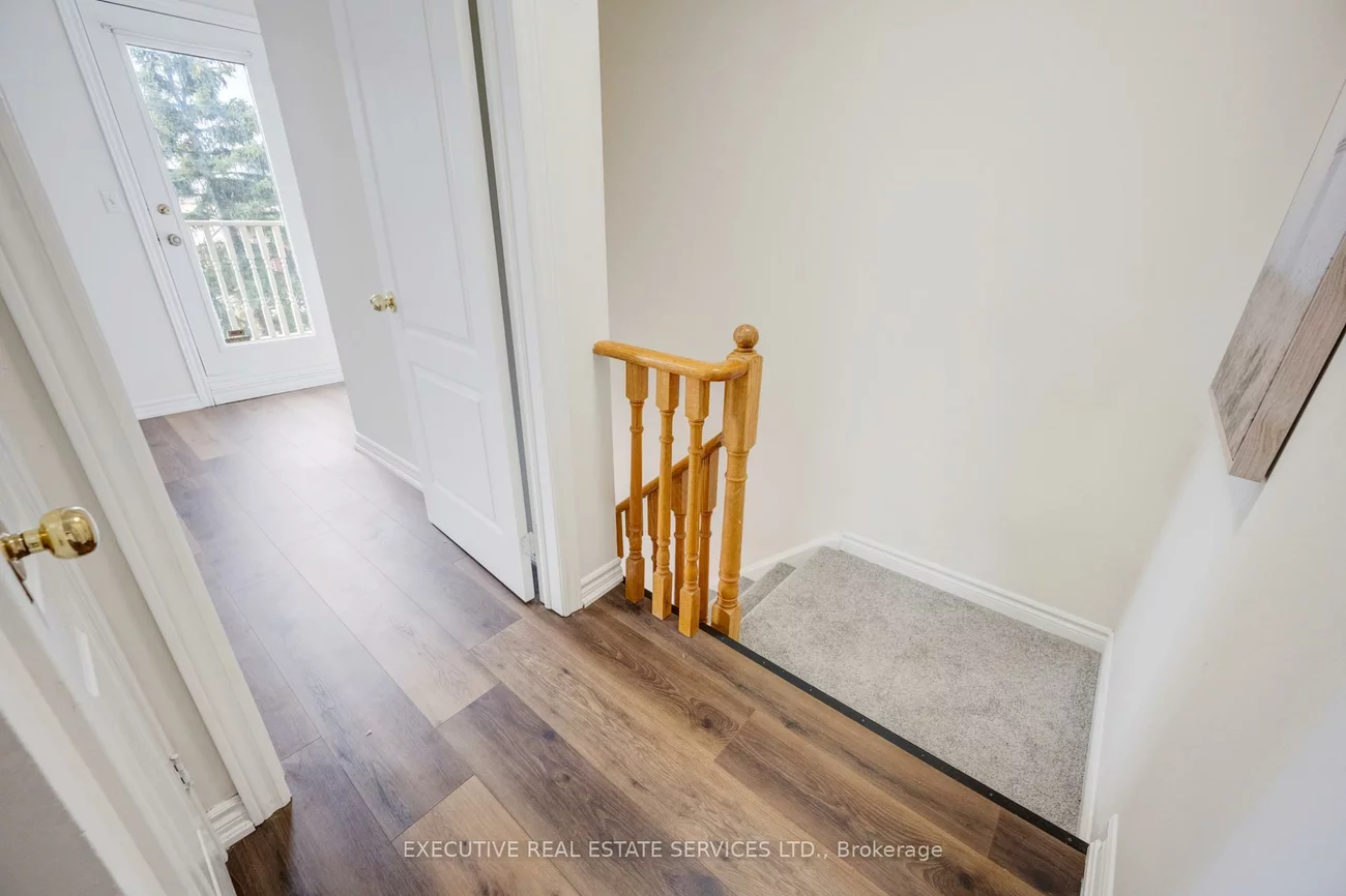 95, Yellow Brick, Brampton North, Brampton