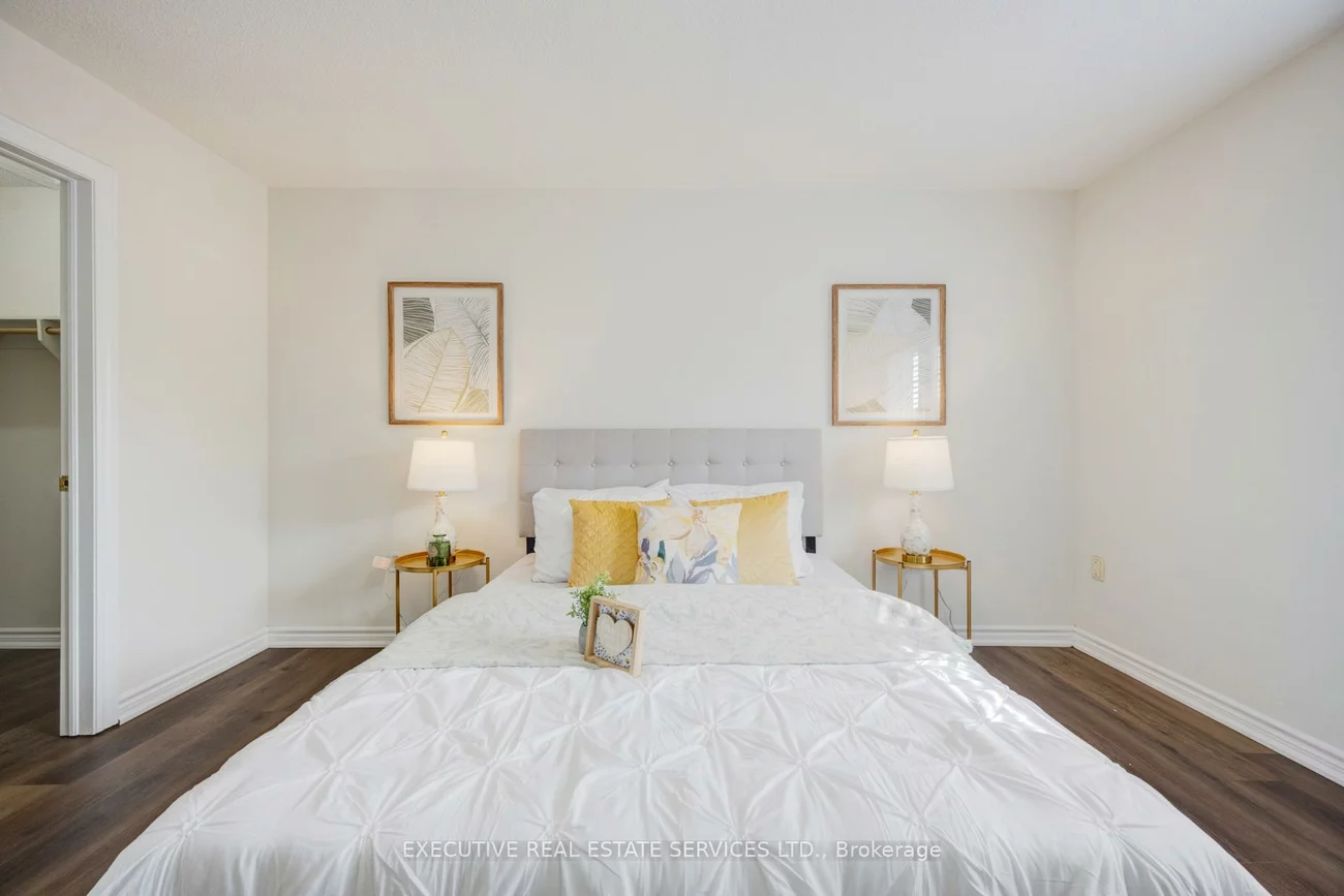 95, Yellow Brick, Brampton North, Brampton