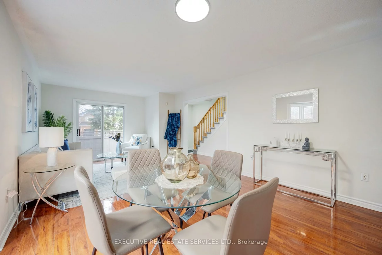 95, Yellow Brick, Brampton North, Brampton