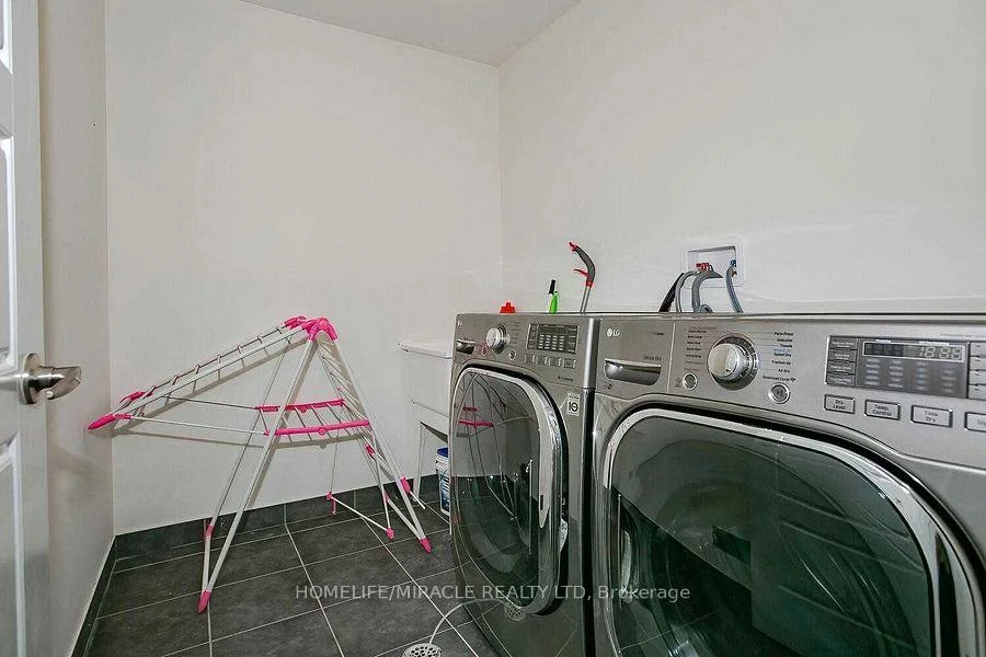 38, Leadenhall, Northwest Brampton, Brampton