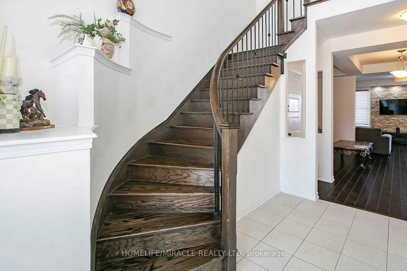 38, Leadenhall, Northwest Brampton, Brampton